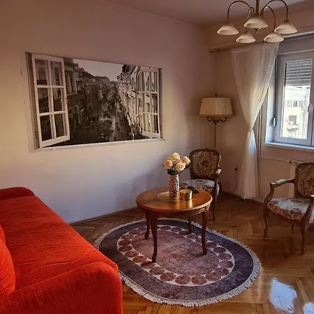 Windows Apartment